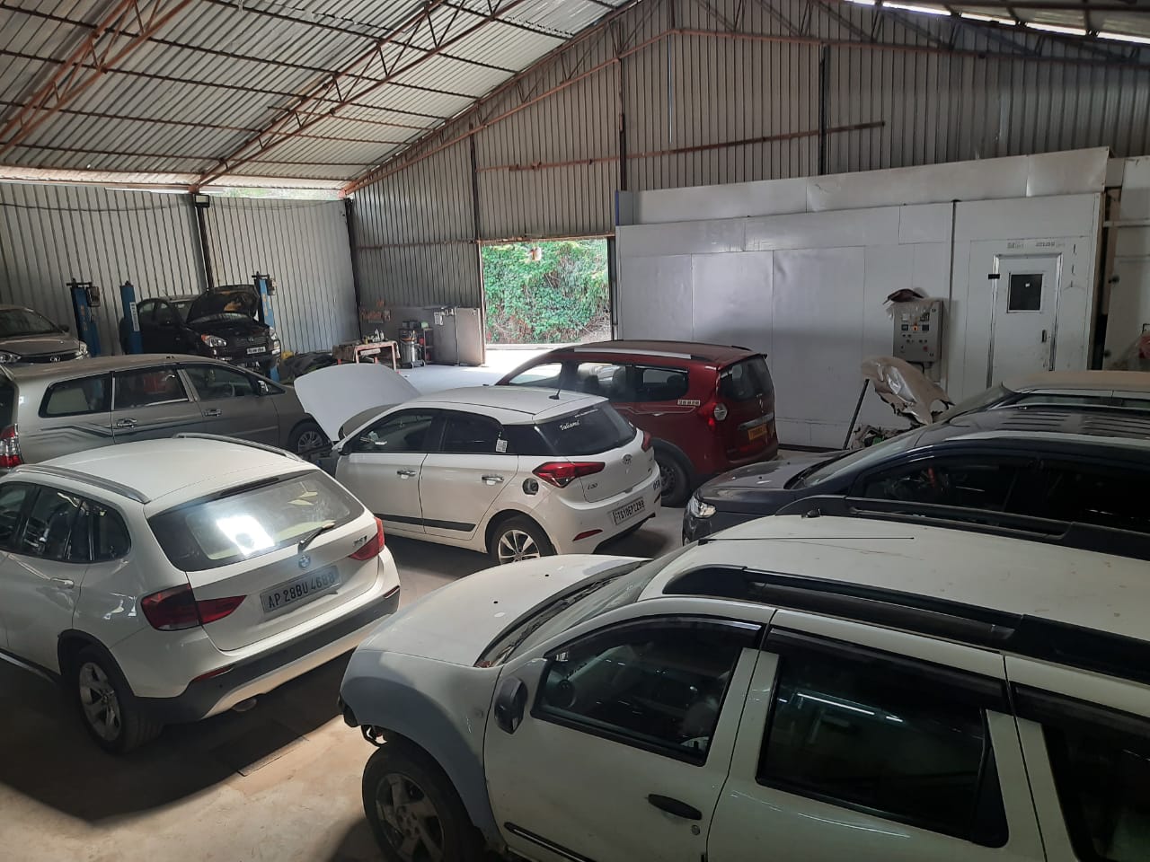 inside 5 eliteautomotive